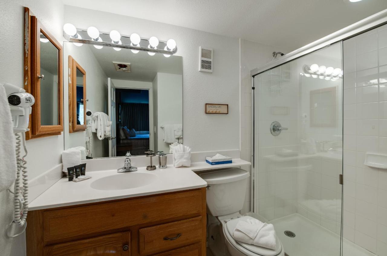 Trails End Mountainview Penthouse Condo - Ski In - Out - Stroll To Main Street Breckenridge Bagian luar foto