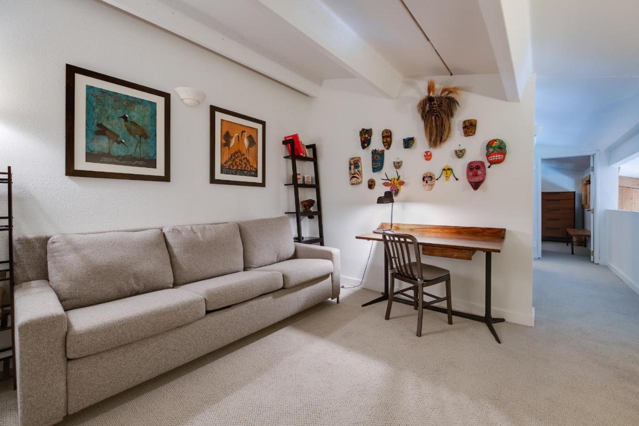Trails End Mountainview Penthouse Condo - Ski In - Out - Stroll To Main Street Breckenridge Bagian luar foto